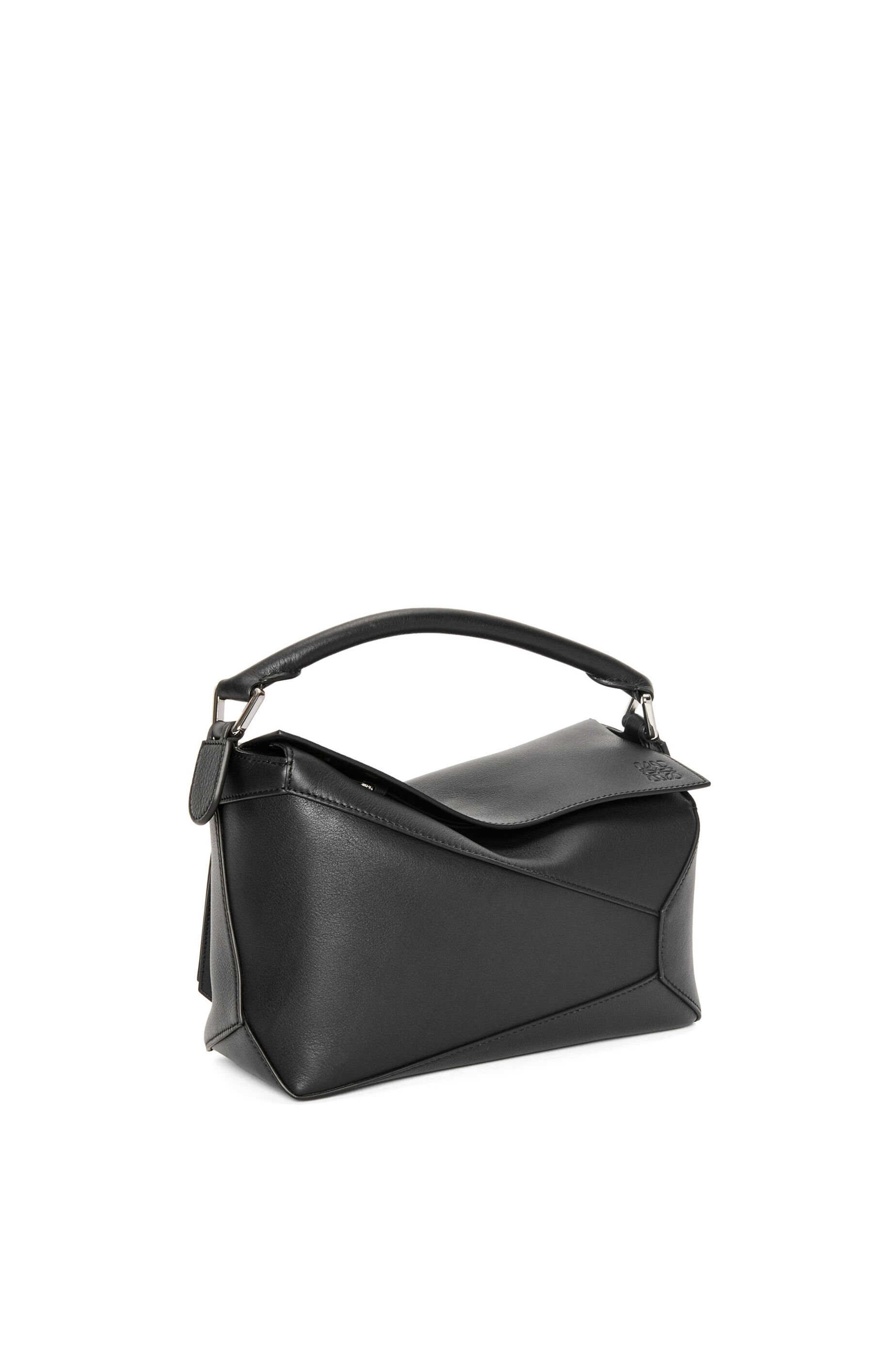 Small Puzzle bag in classic calfskin LOEWE