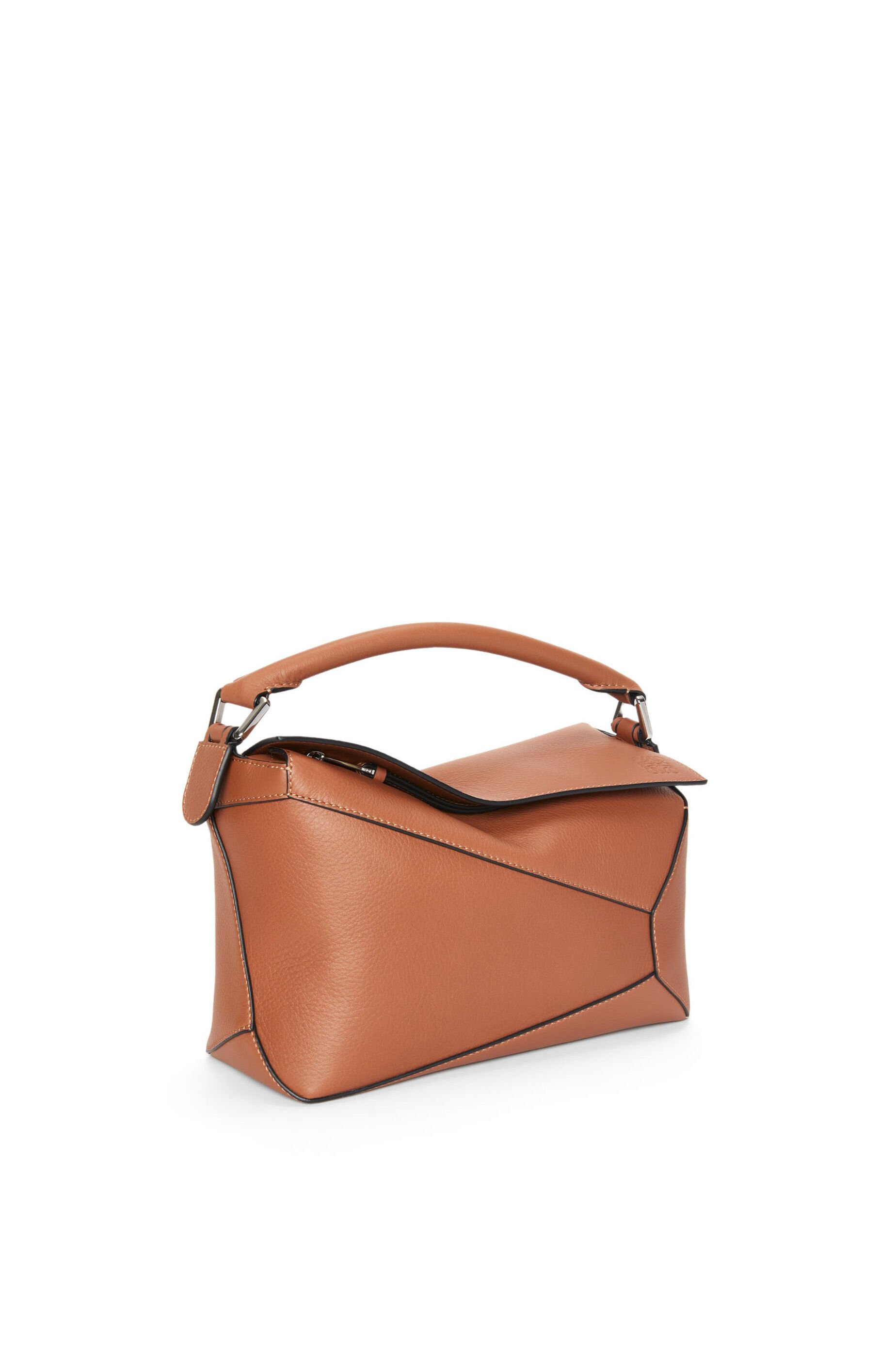 Small Puzzle bag in classic calfskin LOEWE